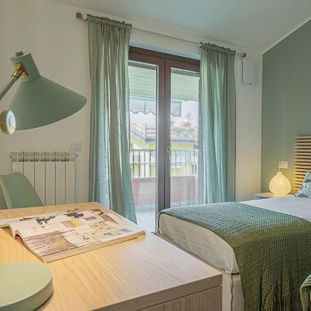 Dolce Vita Family Apartment Sirmione Esterno foto