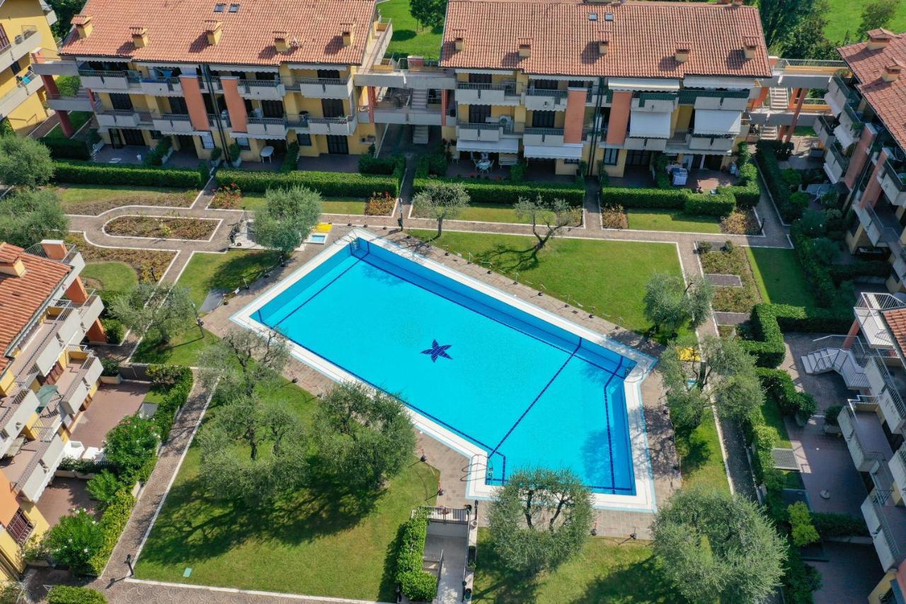 Dolce Vita Family Apartment Sirmione Esterno foto