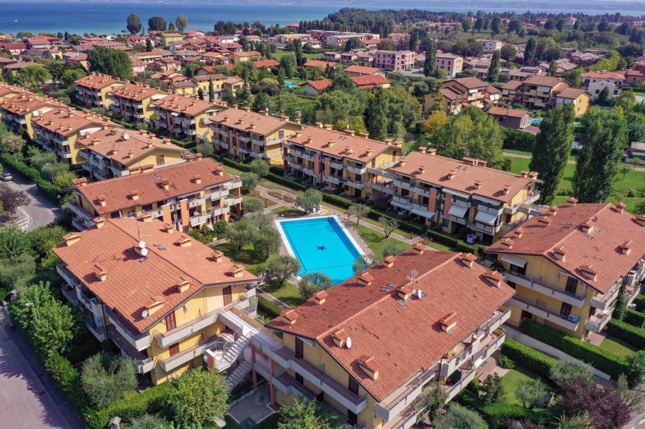 Dolce Vita Family Apartment Sirmione Esterno foto